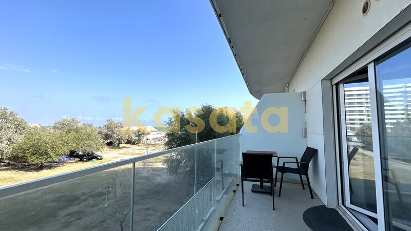 Mamaia, oportunitate investitie, garsoniera White Tower, 41 mp